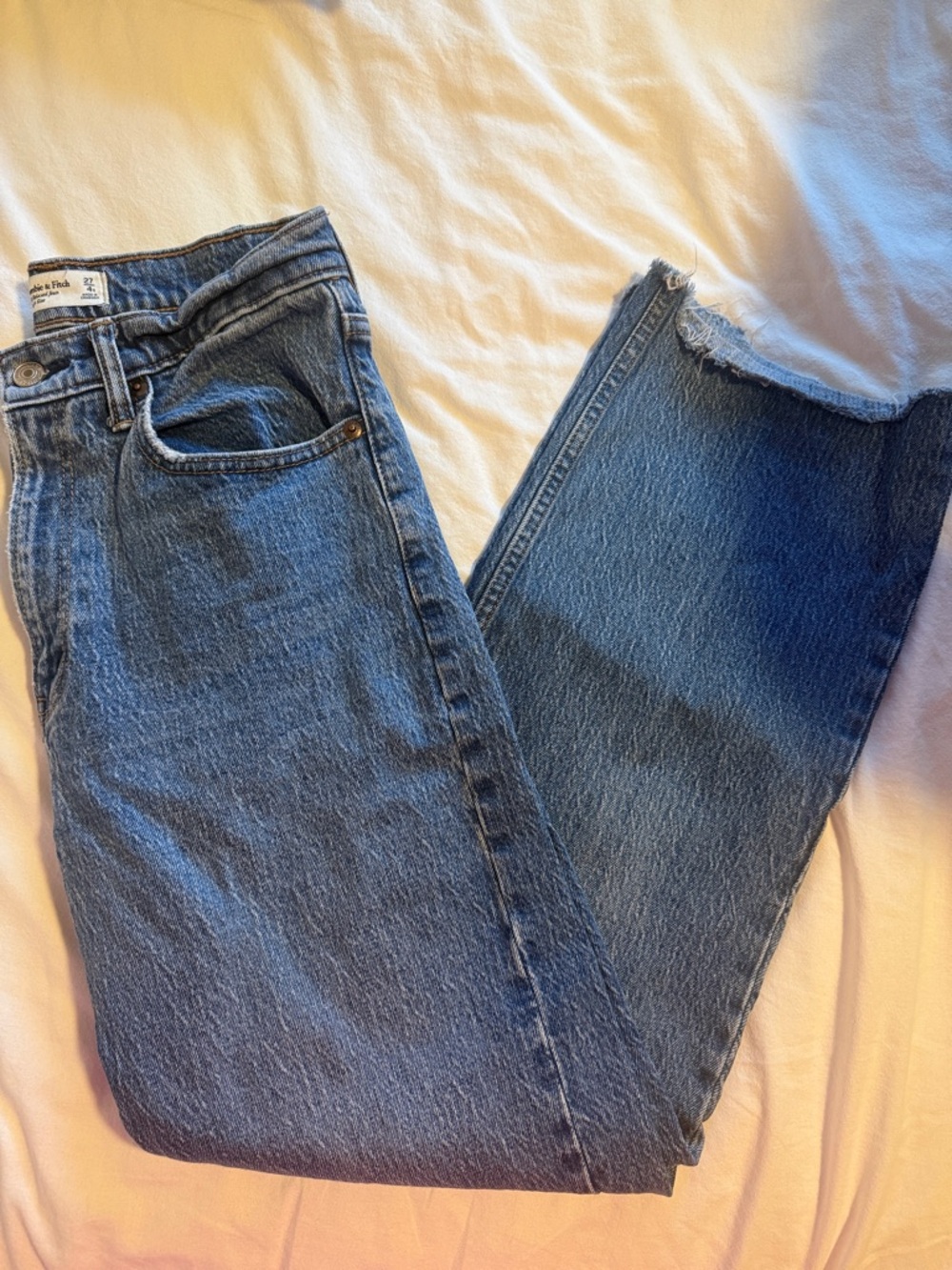 Abercrombie & Fitch Straight-Leg Blue Jeans with Raw Hem